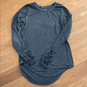 Gray woman’s long sleeve